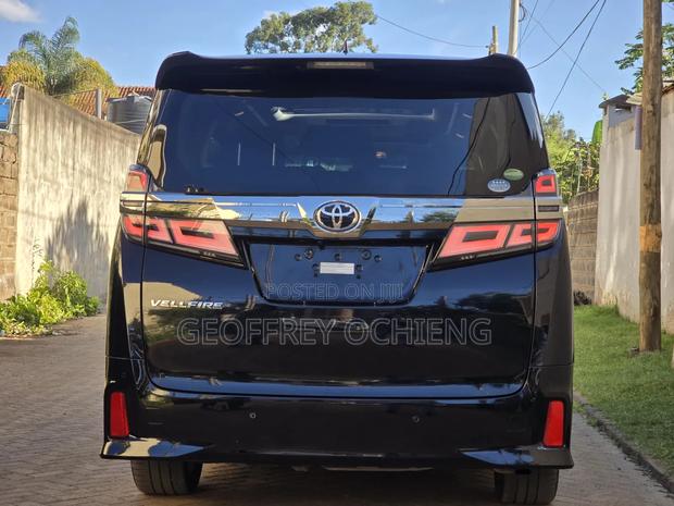 Toyota Alphard 2019 Black