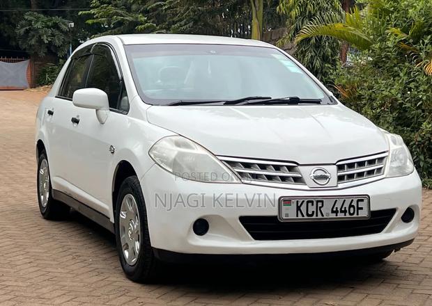 Nissan Tiida 2011 White