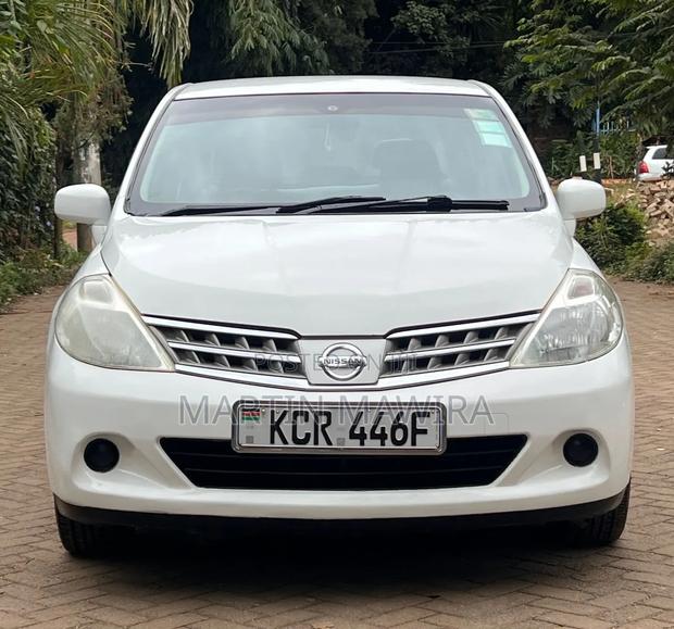 Nissan Tiida 2011 White