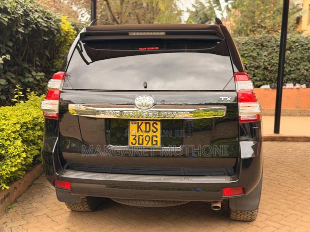 Toyota Land Cruiser Prado 2017 Black