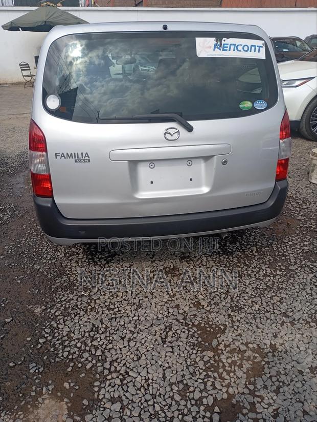 Mazda Familia 2019 Silver