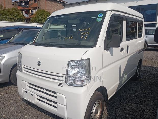 Suzuki Every Wagon 2019 White