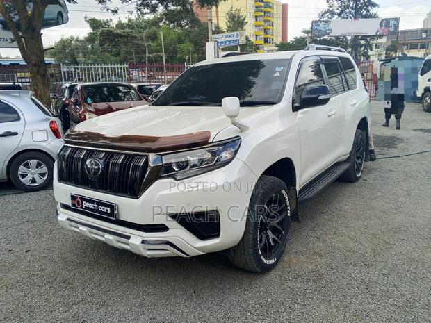 Toyota Land Cruiser Prado 2021 Pearl