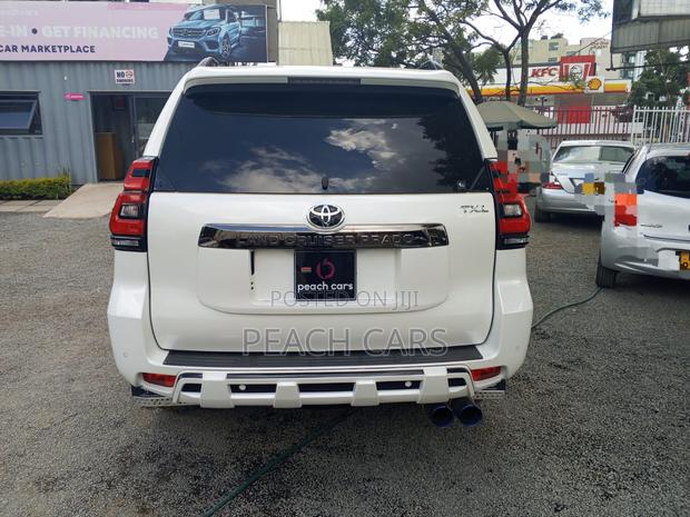 Toyota Land Cruiser Prado 2021 Pearl