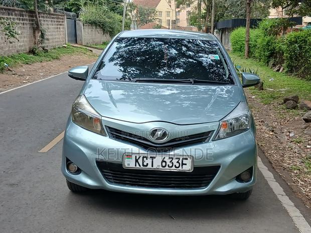 Toyota Vitz 2012 Green