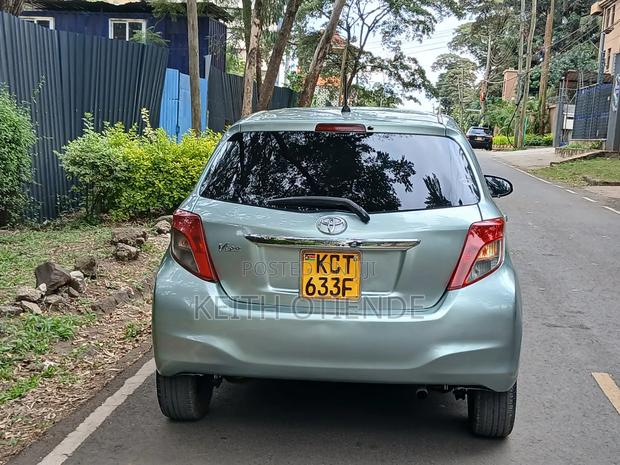 Toyota Vitz 2012 Green