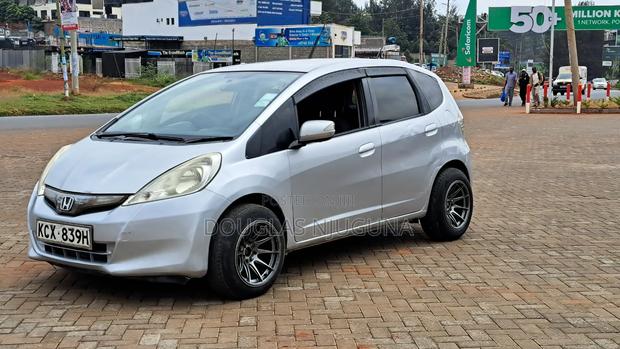 Honda Fit 2012 Silver