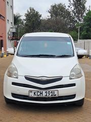 Toyota Ractis 2009 White for sale