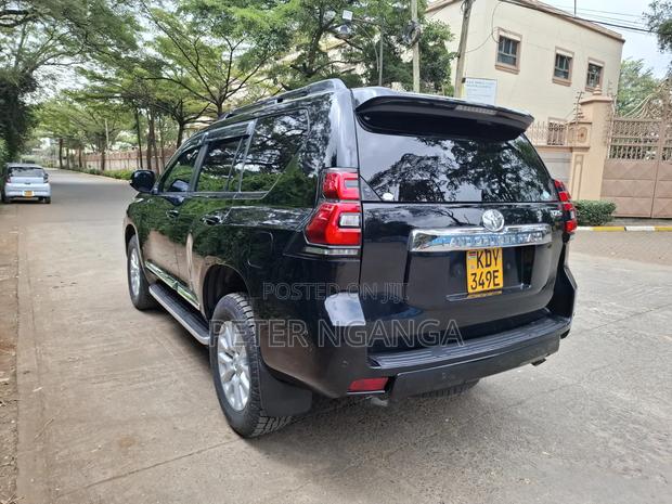 Toyota Land Cruiser Prado 2015 Black