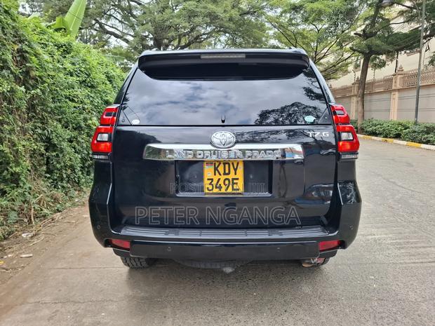 Toyota Land Cruiser Prado 2015 Black