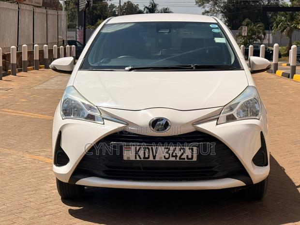 Toyota Vitz 2019 White