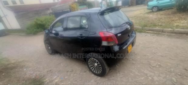 Toyota Vitz 2010 Black
