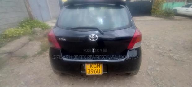 Toyota Vitz 2010 Black