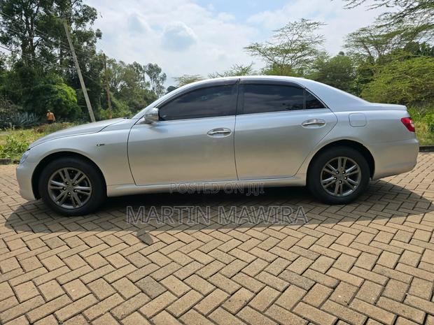 Toyota Mark X 2006 Silver