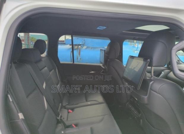 Toyota Land Cruiser LC300 2023 Off white