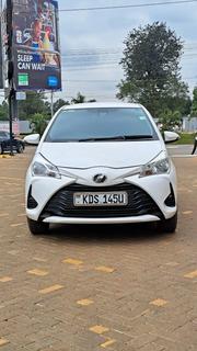 Toyota Vitz 2018 White for sale