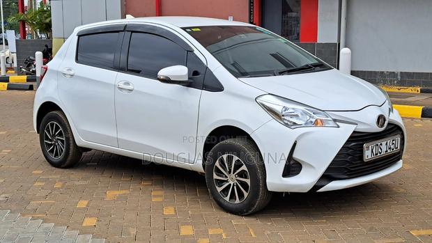 Toyota Vitz 2018 White