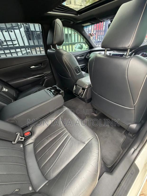 Toyota Crown 2020 White