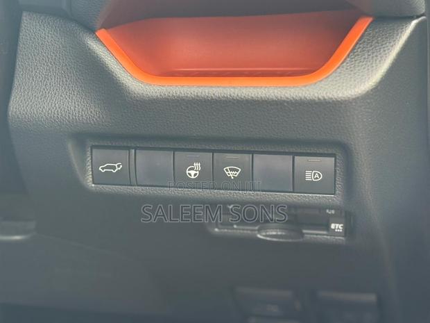 Toyota RAV4 Adventure AWD 2020 Black