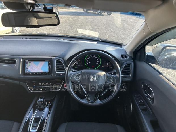 Honda Vezel 1.5 Hybrid 2WD 2019 Matt Black