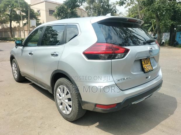 Nissan X-Trail 2019 Silver