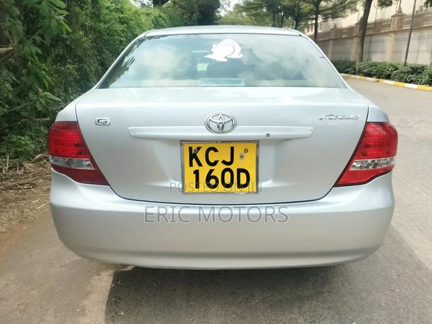 Toyota Axio 2010 Silver