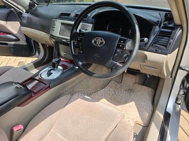 Toyota Mark X 2006 Silver
