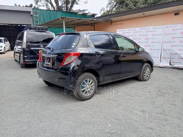 Toyota Vitz 2012 Black