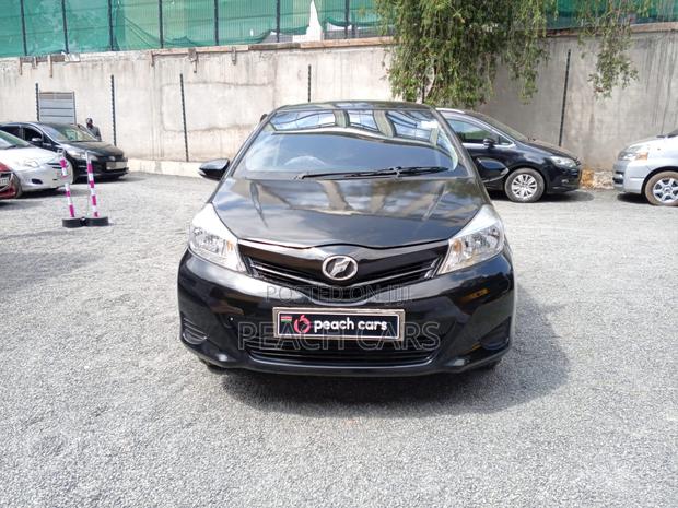Toyota Vitz 2012 Black