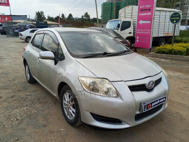 Toyota Auris 2009 Silver