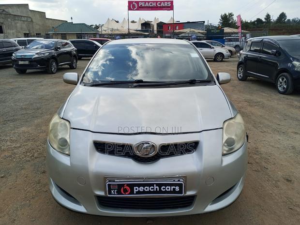 Toyota Auris 2009 Silver