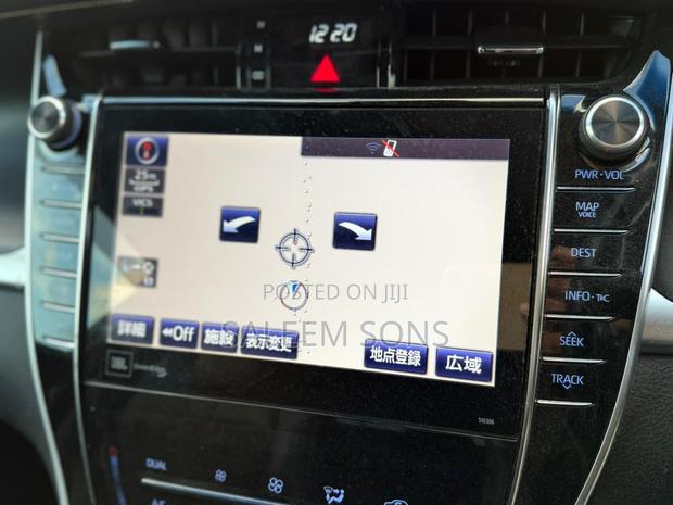 Toyota Harrier 2.0 4WD 2018 Black