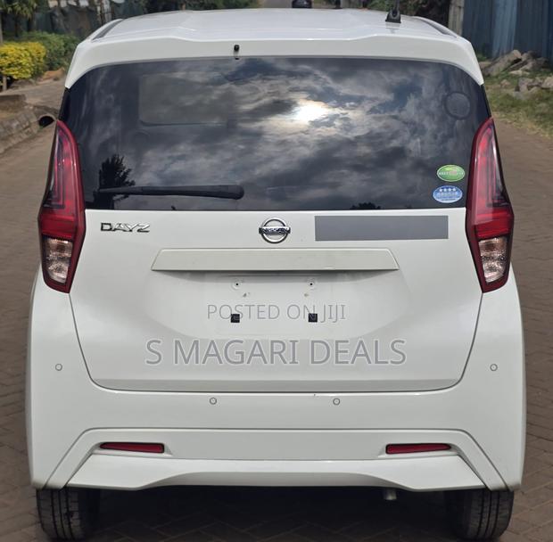 Nissan Dayz Roox 2019 White