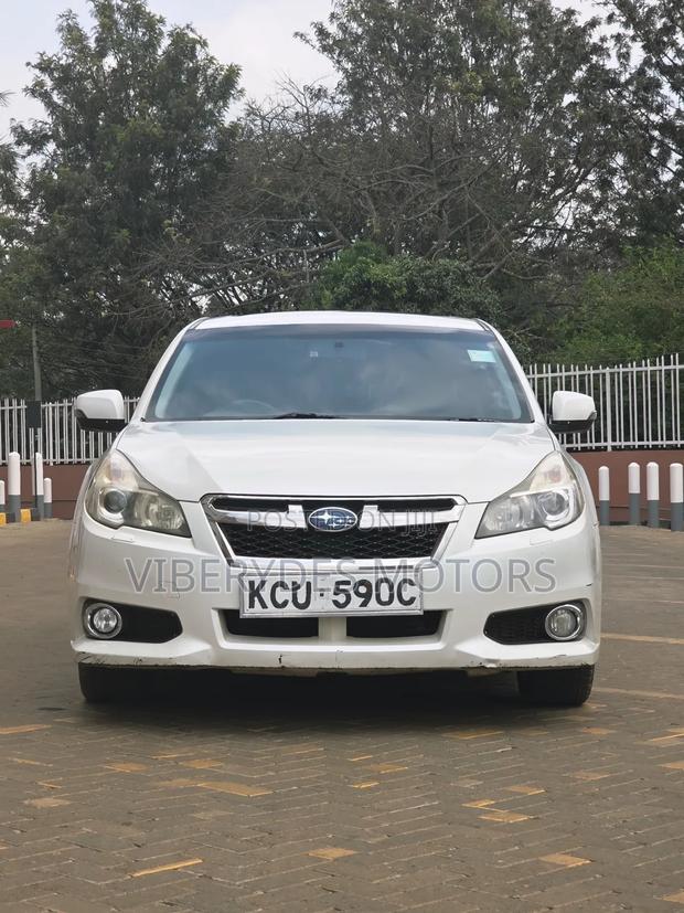 Subaru Legacy 2012 White