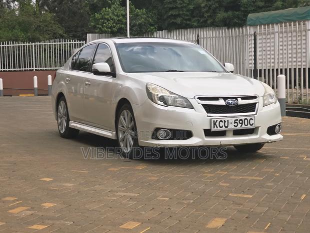 Subaru Legacy 2012 White