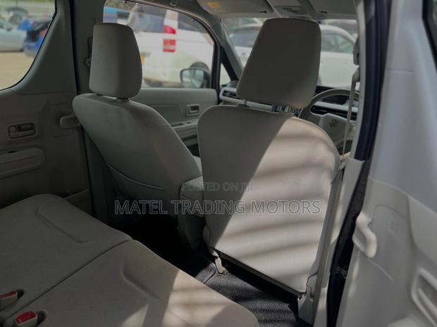 Suzuki Wagon R 660 Petrol FWD 2017 Black
