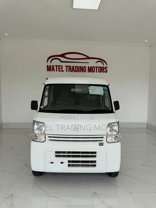Suzuki Every Wagon 2019 White