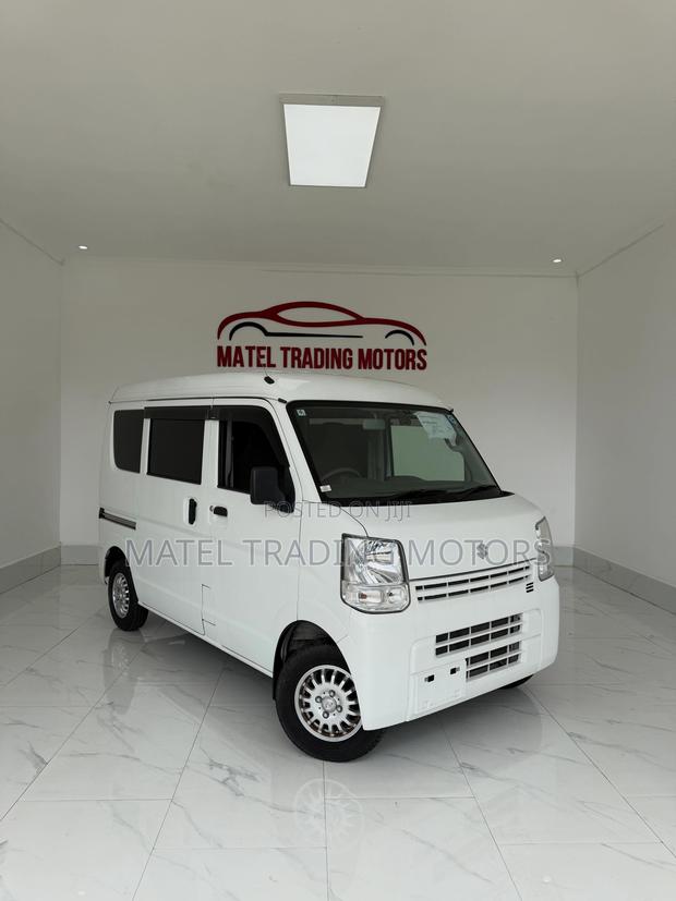 Suzuki Every Wagon 2019 White