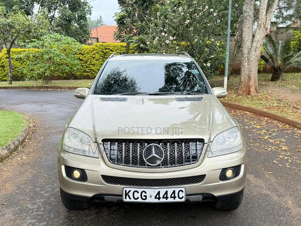 Mercedes-Benz M Class 2008 Gold
