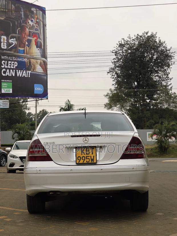 Mercedes-Benz C230 2005 White