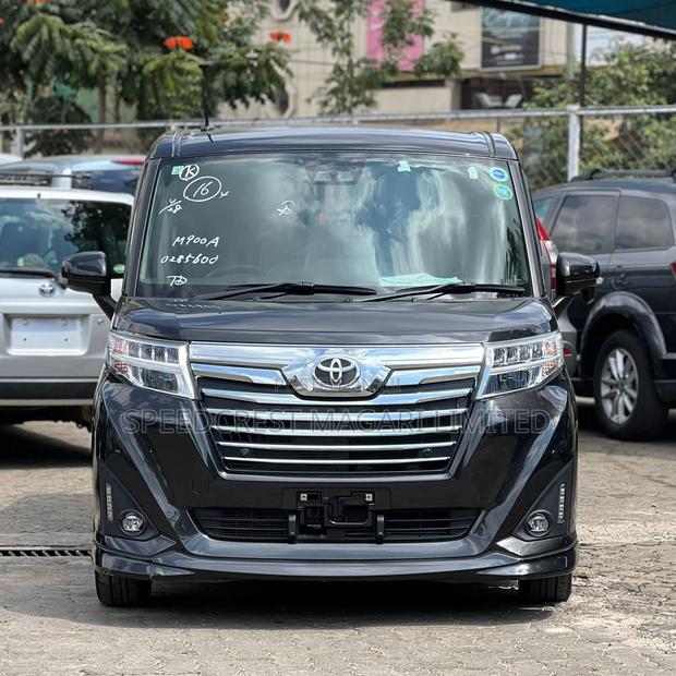Toyota Roomy 2019 Black