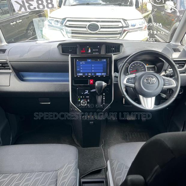 Toyota Roomy 2019 Black