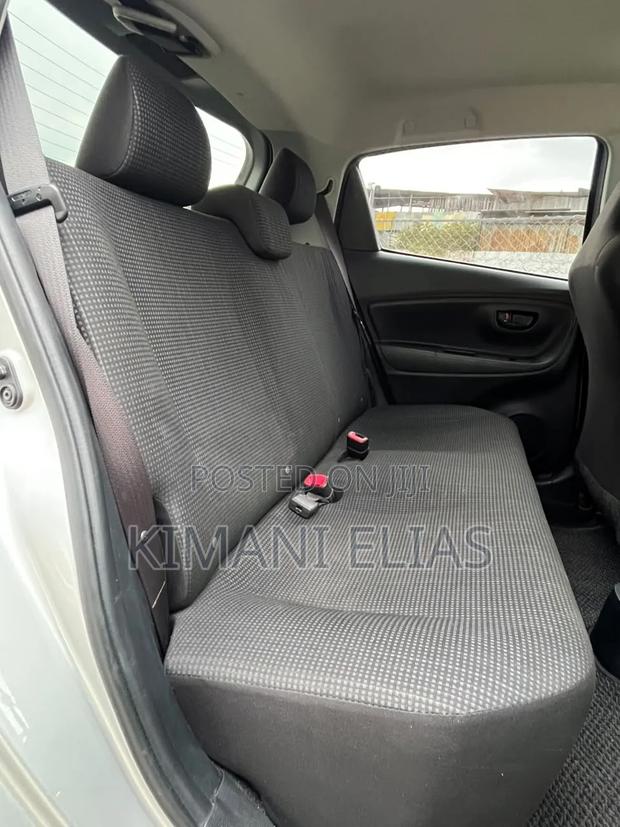 Toyota Vitz 2019 Silver