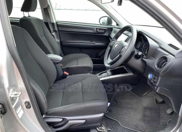 Toyota Corolla Fielder 1.5 Hybrid FWD 2021 Silver