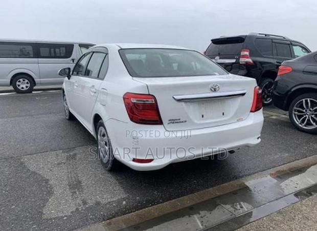 Toyota Axio 2020 Pearl