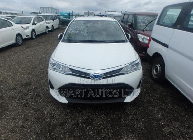 Toyota Corolla Fielder 1.5 Hybrid FWD 2020 Off white