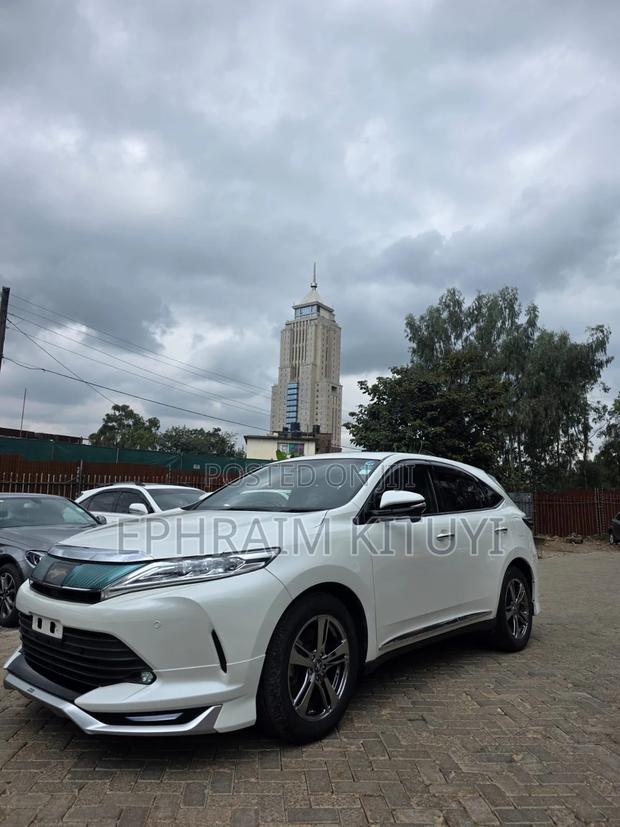 Toyota Harrier 2018 White