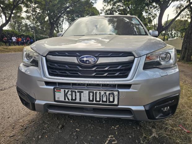 Subaru Forester 2018 Silver
