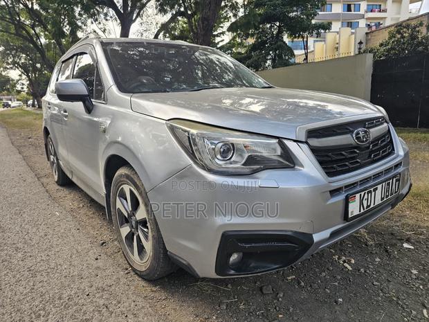 Subaru Forester 2018 Silver