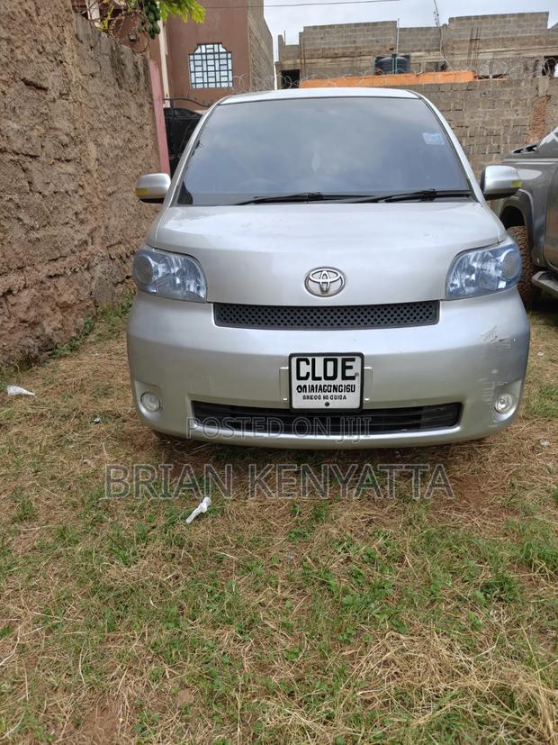 Toyota Porte 1.3 FWD 2008 Silver